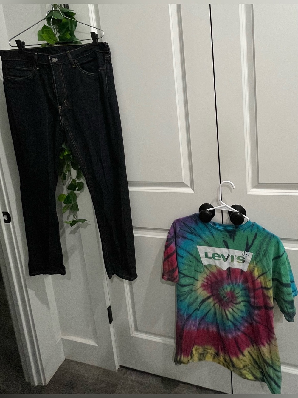 Set for men- Levi’sSpiralTieDyeTee BlueGreenRedYellow and Men’s Levi Strauss&Co
